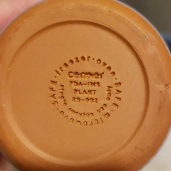 la fermiere small pottery cups - Picture 3 of 5